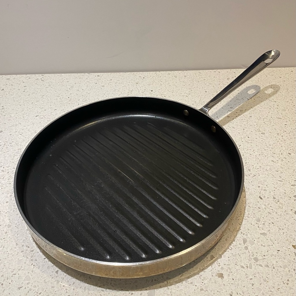 All-Clad 12 inches Stainless Steel Non-Stick Grill Round Pan